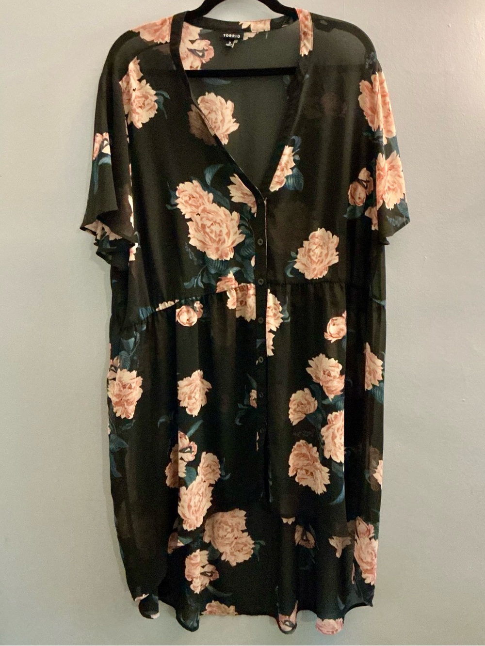Torrid Lexie Floral Chiffon Hi Low Tunic Top Size 3 (3X) Black Peach Cottagecore